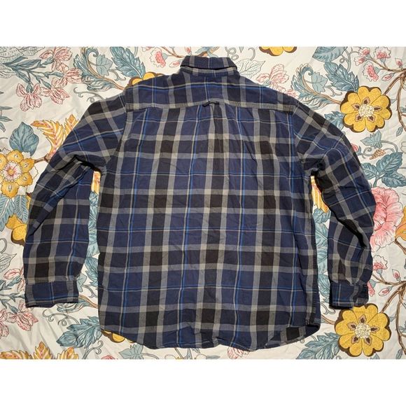 Eddie Bauer long sleeve button up - Picture 2 of 8